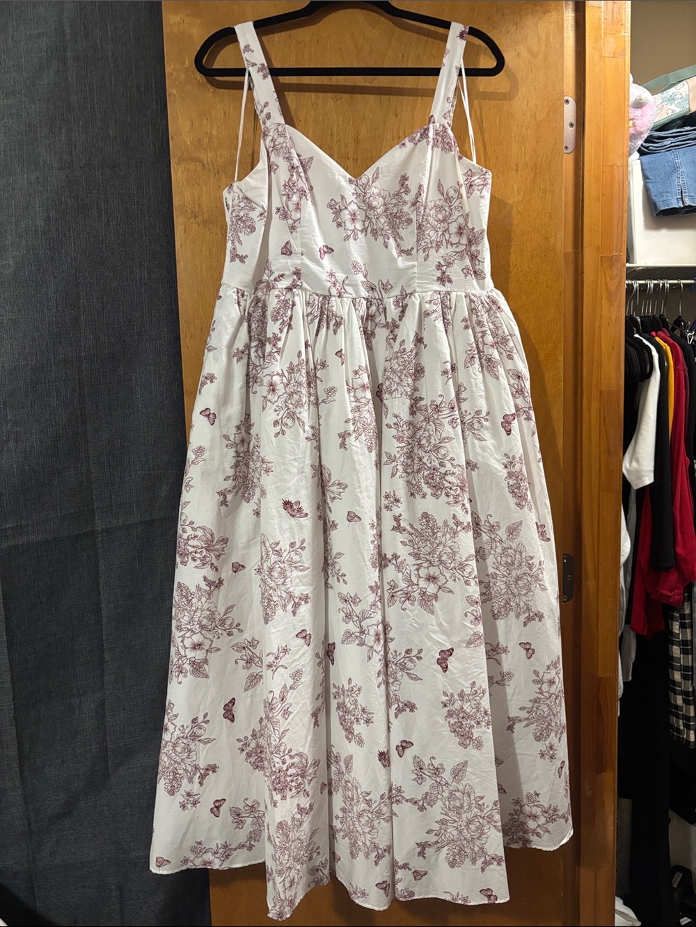 Francesca's Collections Cream Midi Dress with Mauve Floral Print